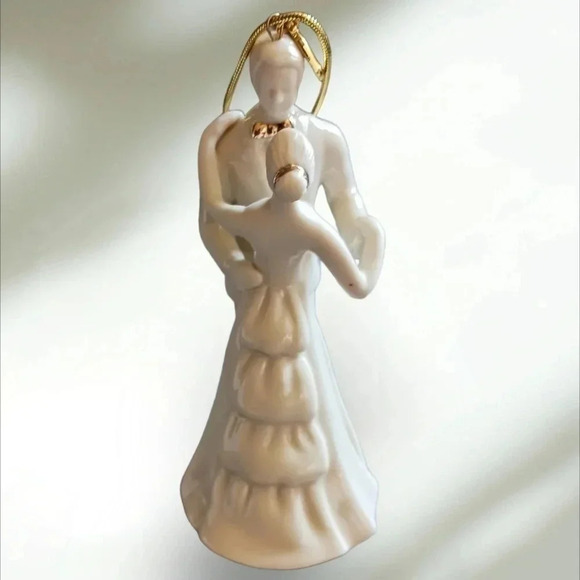 Lenox 2018 annual ornaments bride and groom - Picture 2 of 8
